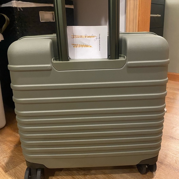 Beis mini roller in olive - Picture 3 of 8